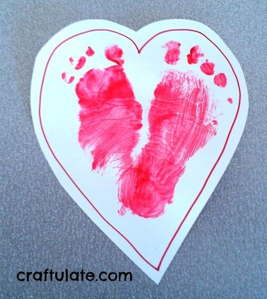 7 Easy Valentines Crafts for Toddlers from Craftulate