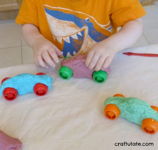 All Things Car! Crafts and activities for kids with a car theme!