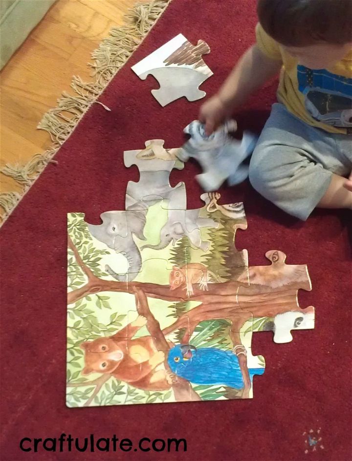 Playing with Puzzles [Fine Motor Fridays]