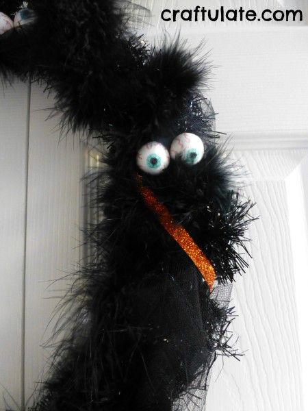 Spooky Eye Halloween Wreath