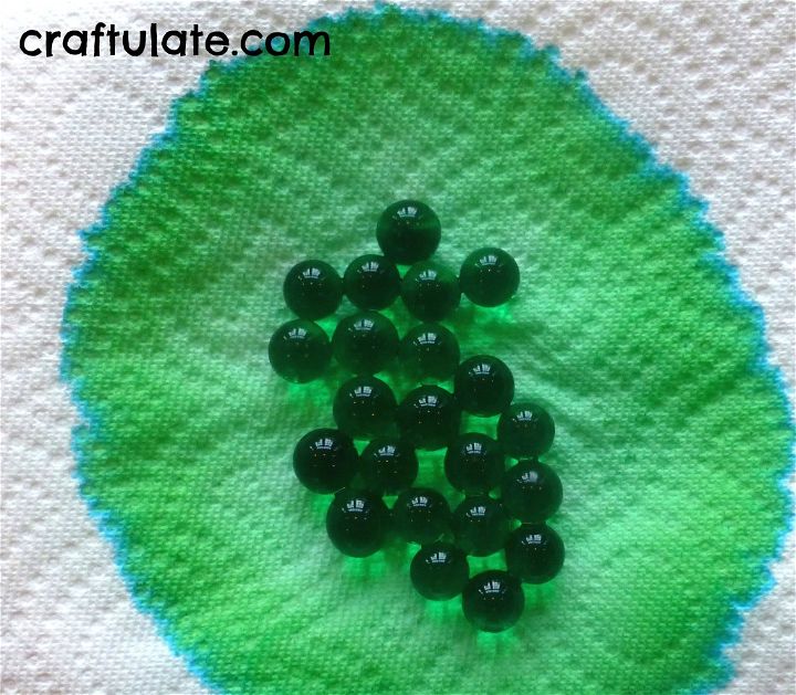 Craftulate: Colour Sorting with Water Beads [Fine Motor Fridays]