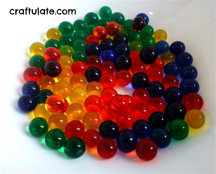 Craftulate: Colour Sorting with Water Beads [Fine Motor Fridays]
