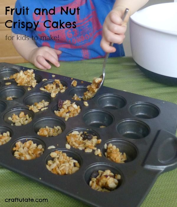 Fruit and Nut Crispy Cakes - for kids to make!