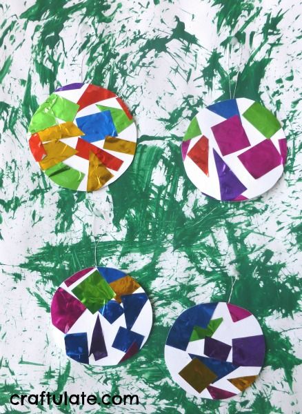 Christmas Tree and Ornament Art for Toddlers - two fun art processes!