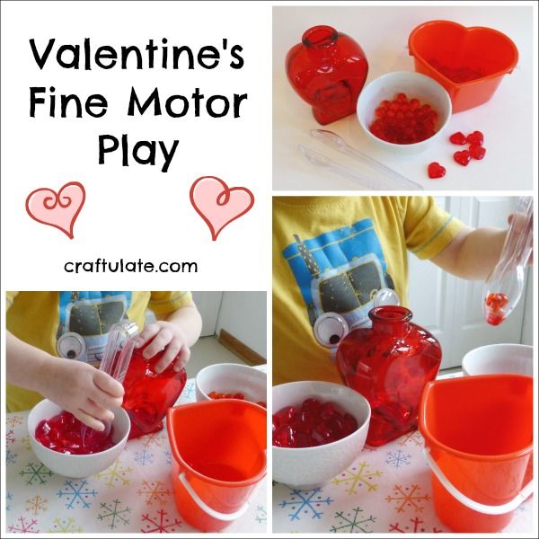 Valentines Fine Motor Play - transferring hearts and water beads with tongs!
