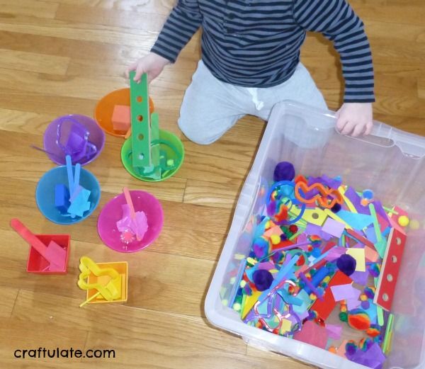 Crazy Colour Sensory Bin - great for toddlers!