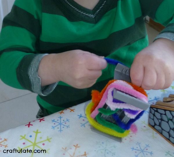 Train-Themed Unwrapping - fine motor activity