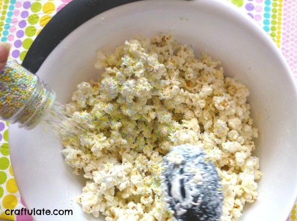 Easter Popcorn Treats