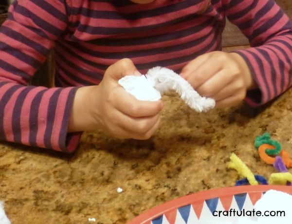 Creative Construction: Styrofoam and Pipe Cleaners