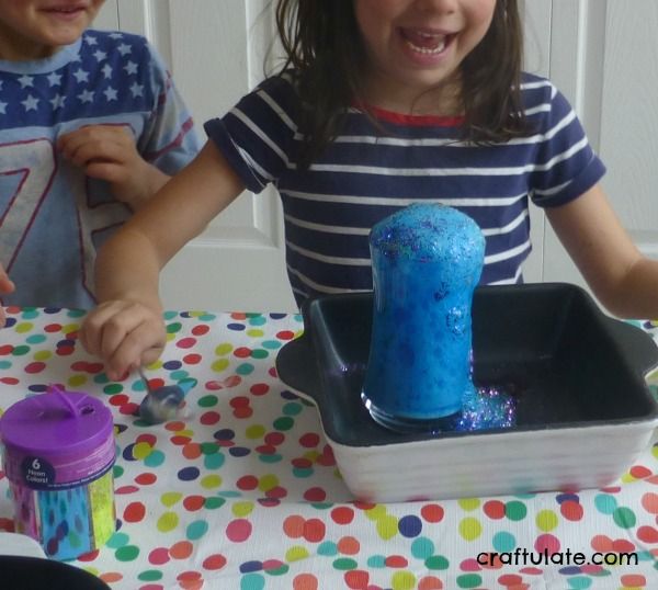 Sparkle Science Fun - a glittery explosion that kids will love!