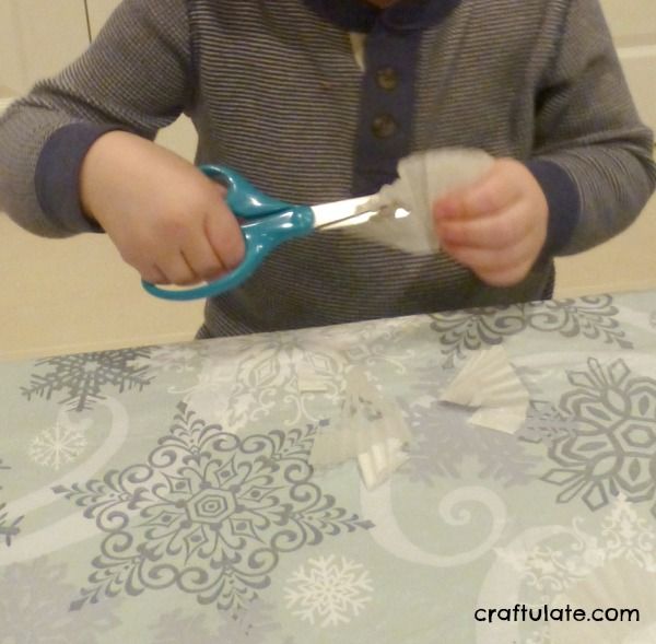 Cupcake Liner Snowflakes