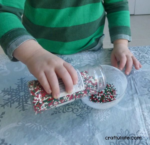 Sprinkle Ornaments - such a fun way to make tree decorations!