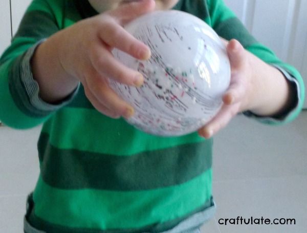 Sprinkle Ornaments - such a fun way to make tree decorations!