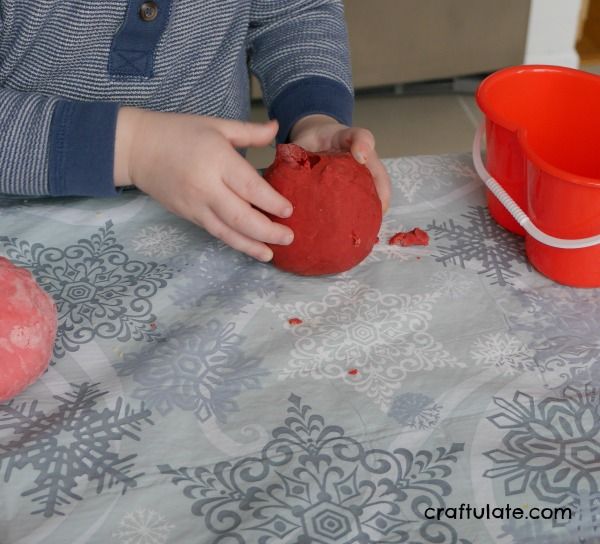 Valentine's Day Play Dough from Craftulate