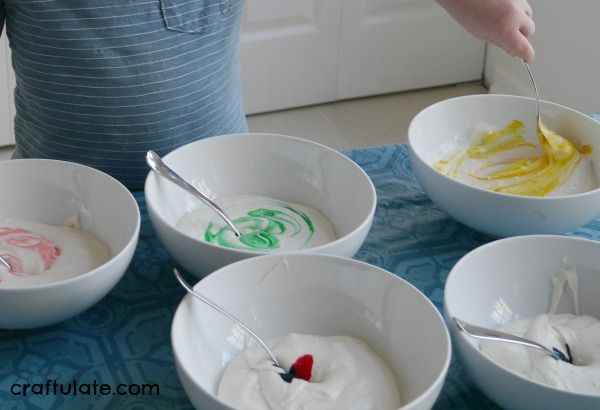 Rainbow Cupcakes - cooking with kids!