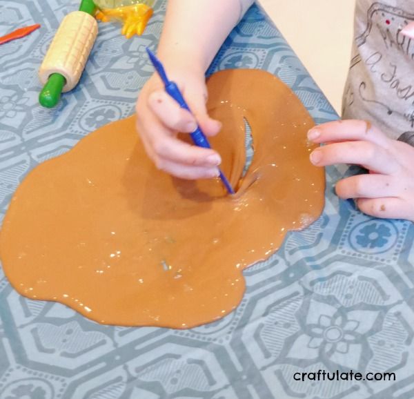 Easter Chocolate Slime - sensory play recipe to make at home!