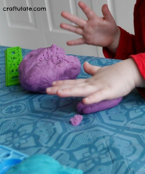 Play Dough Skills for Preschoolers from Craftulate