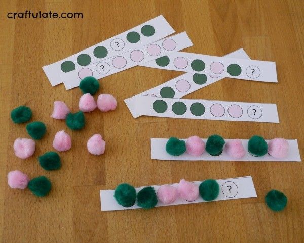 Pom Pom Patterns - a maths activity for kids