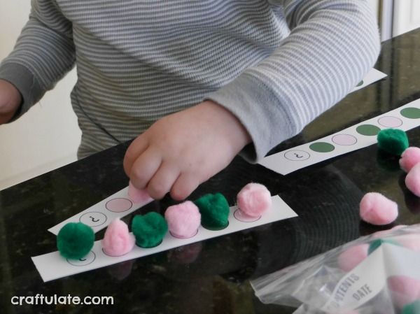 Pom Pom Patterns - a maths activity for kids