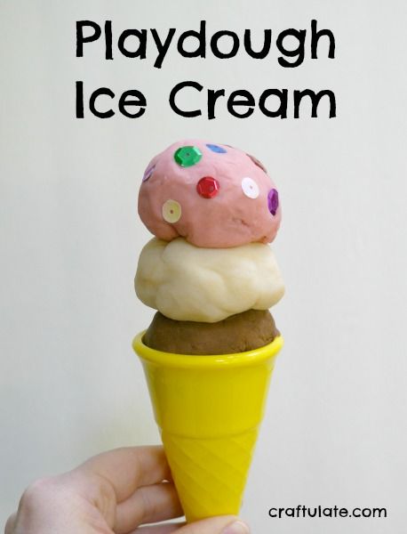 Playdough Ice Cream - with strawberry, chocolate and vanilla scented dough!