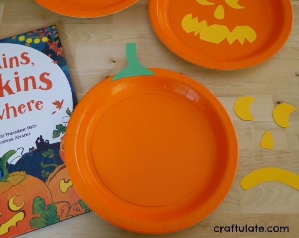 Paper Plate Pumpkins