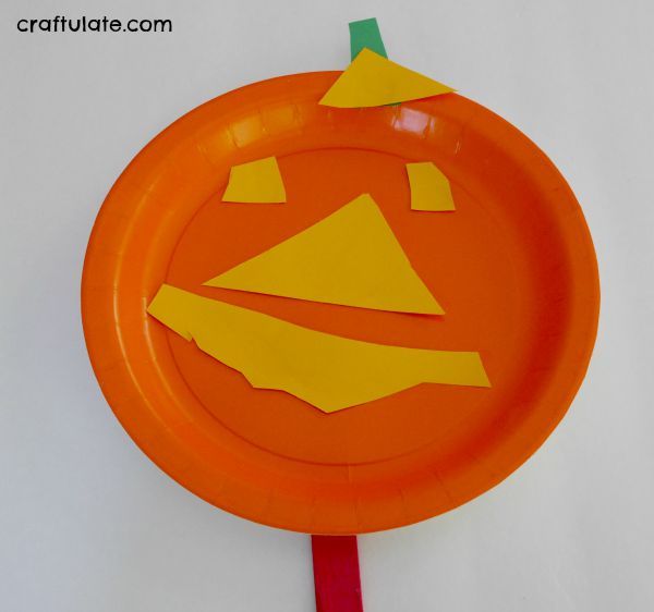Paper Plate Pumpkins - Craftulate