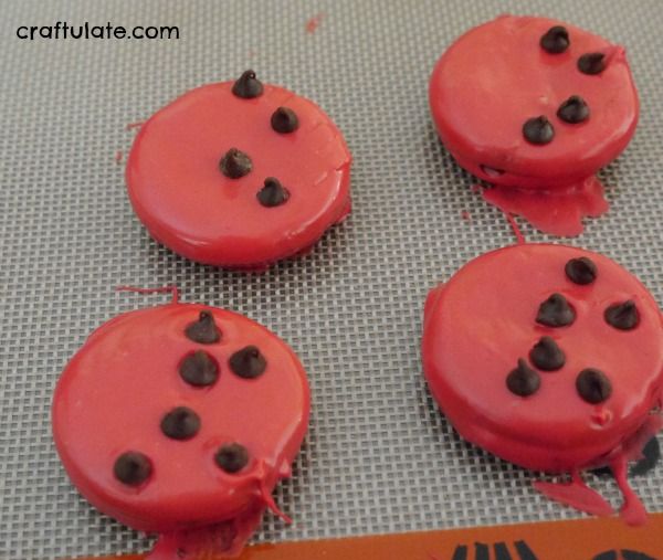 Ladybug Oreo Treats