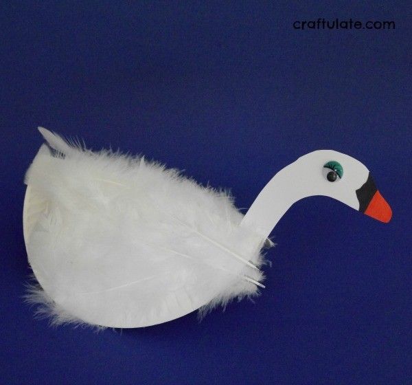 Paper Plate Swan Craft - to go with the book The Ugly Ducking