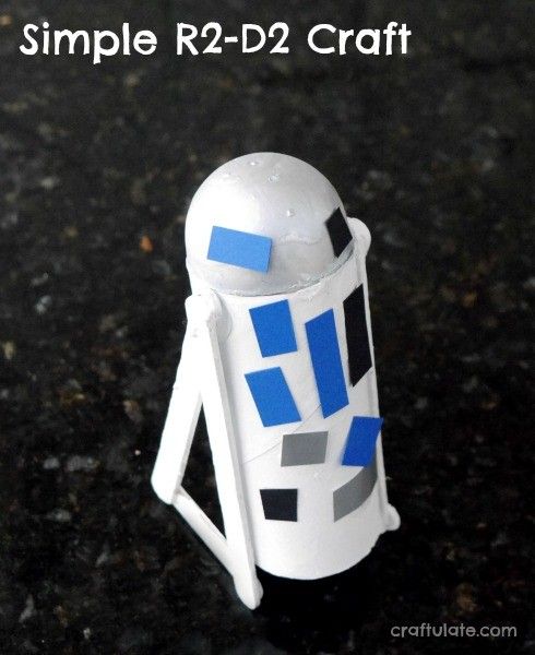 Simple R2-D2 Craft - little Star Wars fans will love making this cute droid from recyclables!
