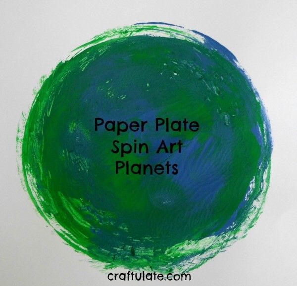 Paper Plate Spin Art Planets - a fun art project for kids learning about outer space!