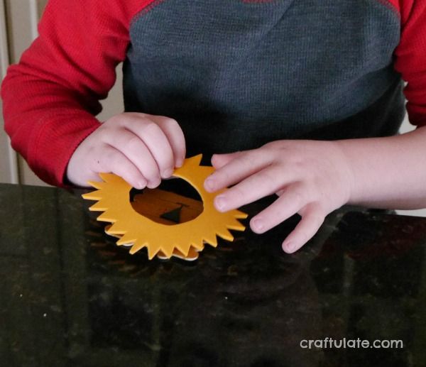 Mini Craft Stick Animal Puppets - a fun craft for kids to make!