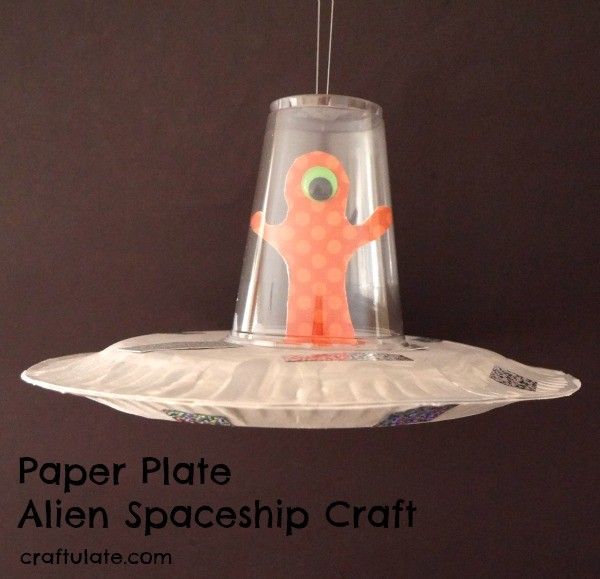 Paper Plate Alien Spaceship Craft - a fun craft for kids to make!