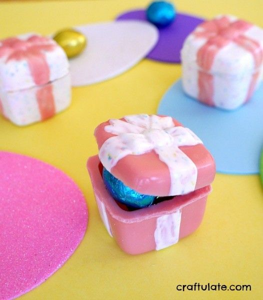 Mini Edible Gift Boxes - kids will love receiving these!!