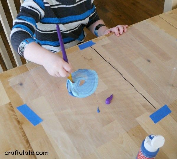 Egg Carton Butterfly Craft - a cute springtime craft for kids made from recyclables