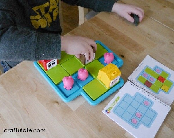 Three Little Piggies - a logic game for preschoolers