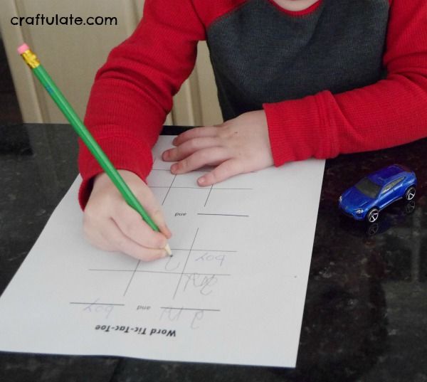 Sight Word Tic-Tac-Toe for Kids with free printable