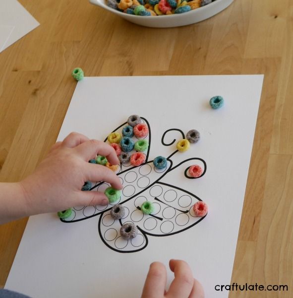 Cereal Mosaics with Fruit Rings - with free printable templates