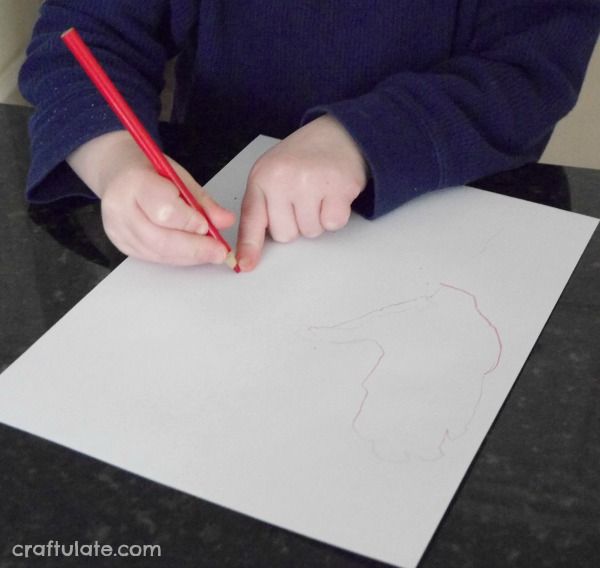 Hand Outline Monsters - a fun drawing prompt for the whole family!