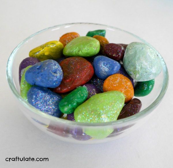 Sparkly Painted Rocks - a fun craft for kids to make!