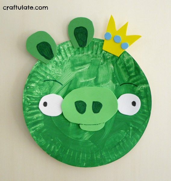 Angry Birds Paper Plates - a fun craft for kids to make!