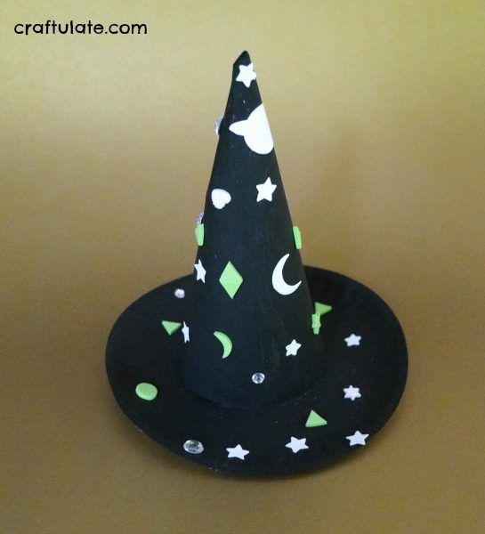 Paper Plate Witch Hat - a fun Halloween craft for kids!