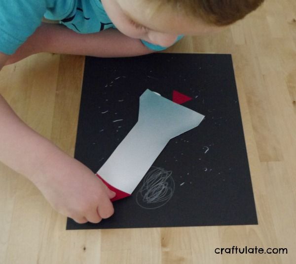 Rocket Art for Kids - kids can whooosh into space with this cool art project!