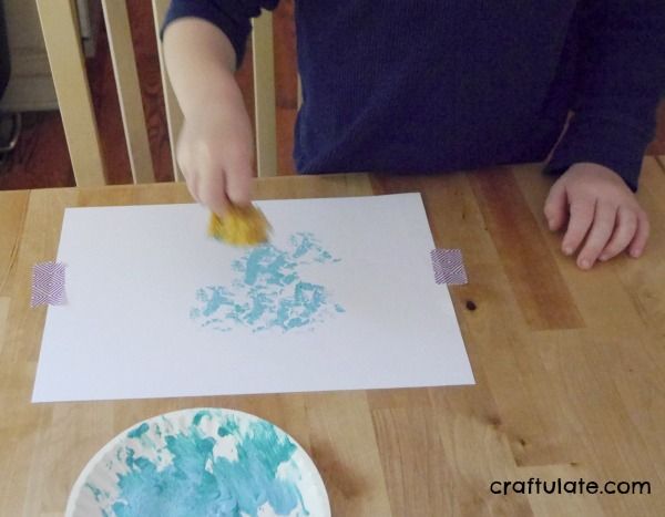 Sponge Painted Ocean Art - a textured art activity for kids
