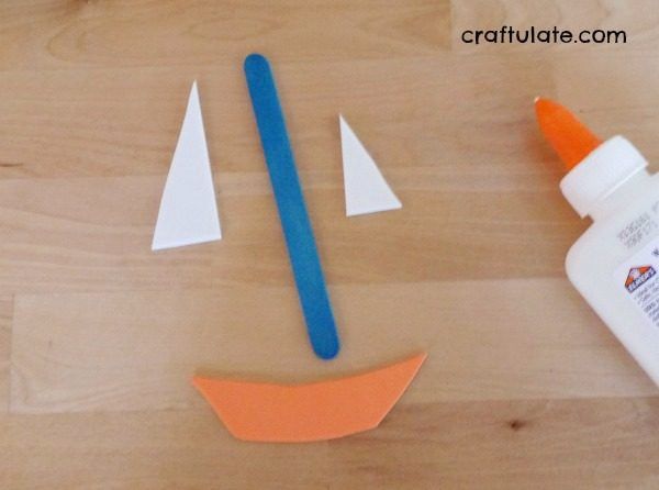Paper Plate Boat Scene - a fun craft for kids with movable boat