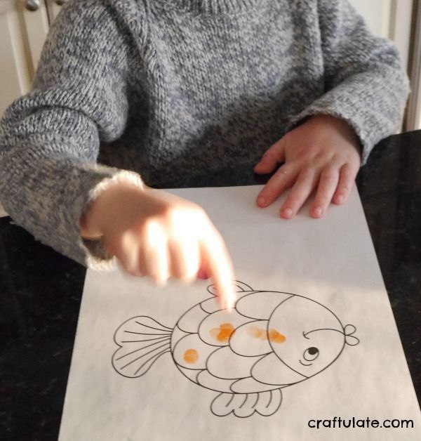 Fingerprint Fish - a fun art project for kids