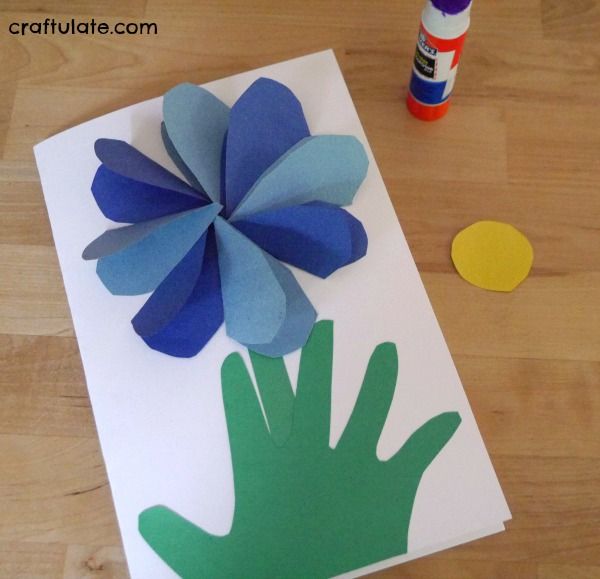 Heart Petal Flower Card - a lovely card for kids to make