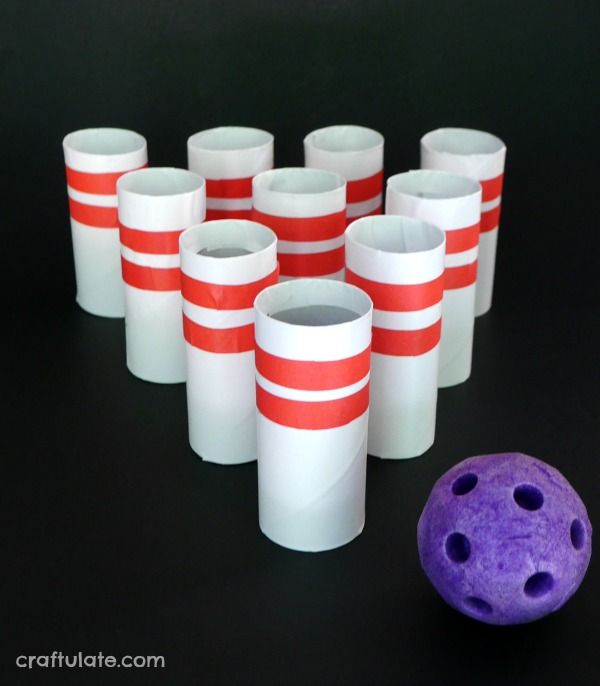 Cardboard Tube Bowling Game - a homemade toy to keep the kids entertained!