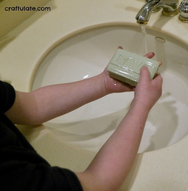 Gardening Sensory Bin - a fun activity for kids to explore and discover!