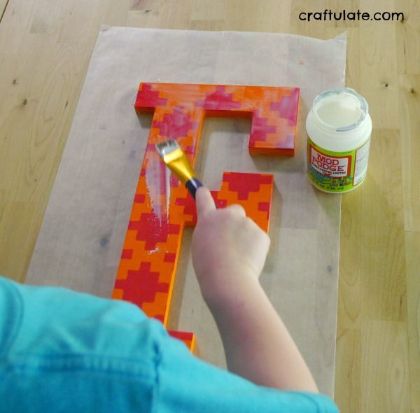 Stencil Decorated Letters - great for a kids' bedroom!