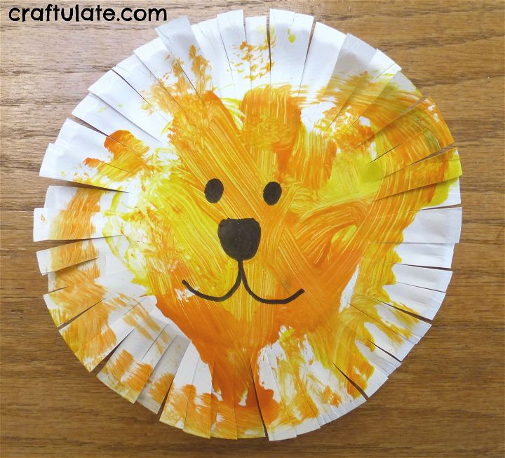 Paper Plate Lion